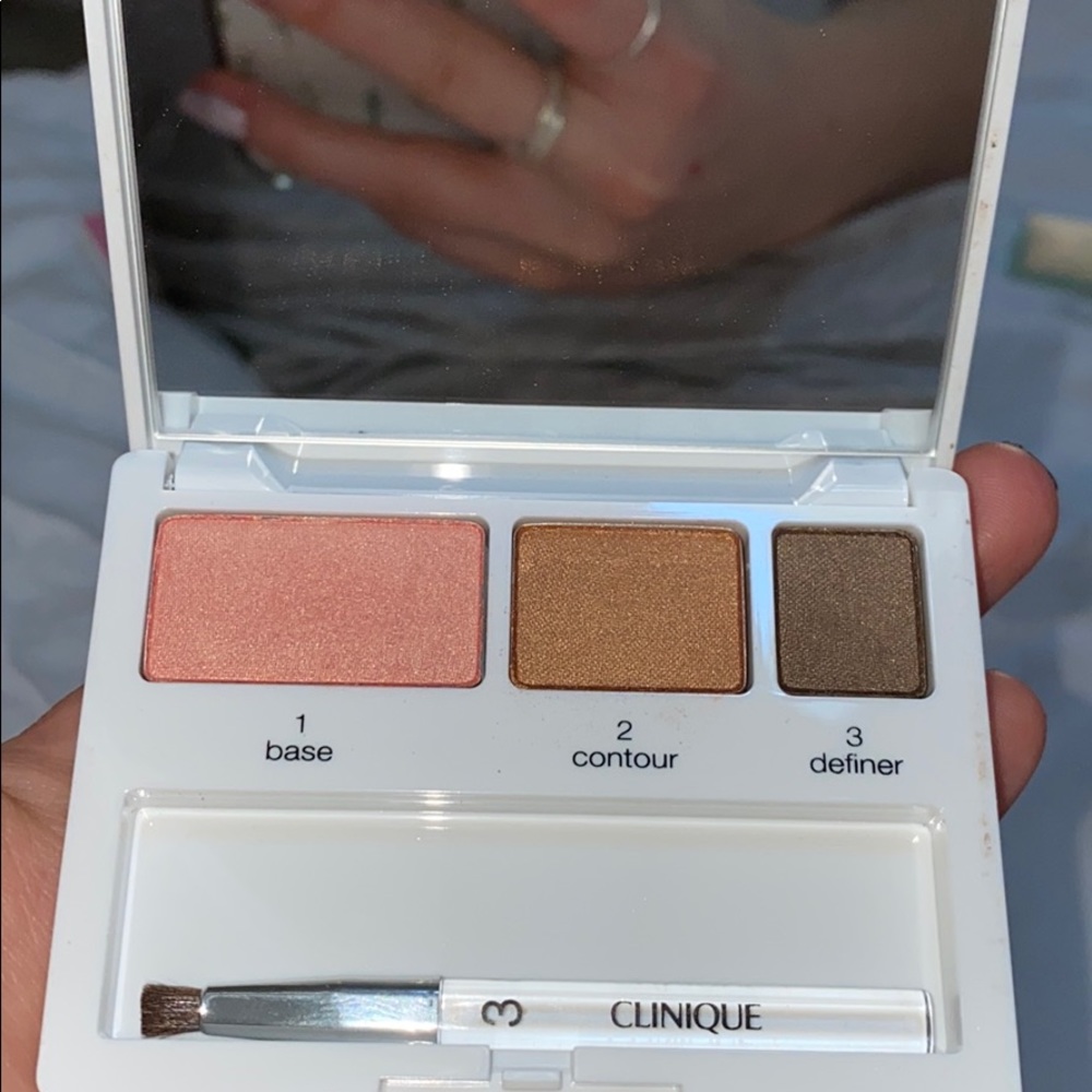 Clinique eyeshadow trio